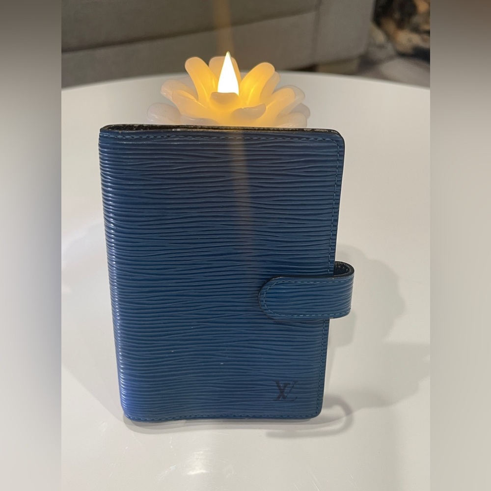 Authentic Louis Vuitton PM Epi Agenda